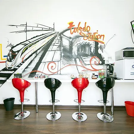 Toledostation 2* Naples
