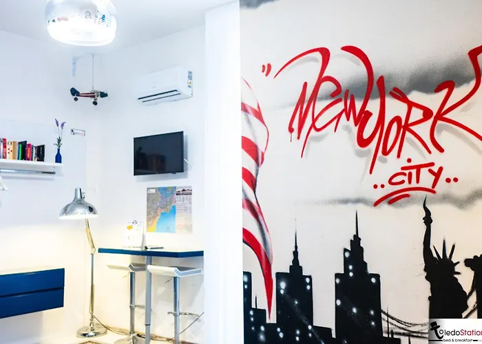 Toledostation Bed and breakfast Nápoles