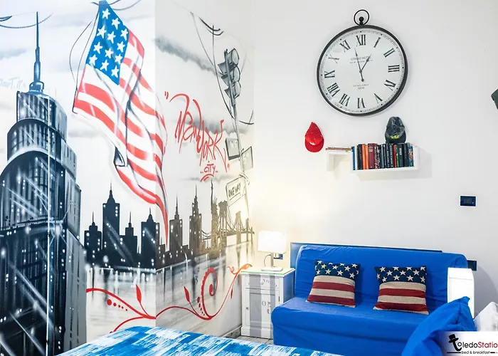 Toledostation 4* Nápoles