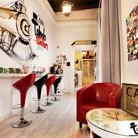 Toledostation Couette-café