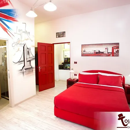 Toledostation Naples